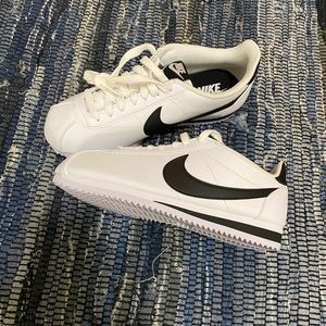NIKE CLASSIC CORTEZ 7.5